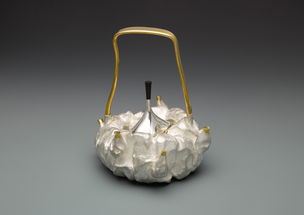 清華大學美術學院工藝原料的傳承與創新