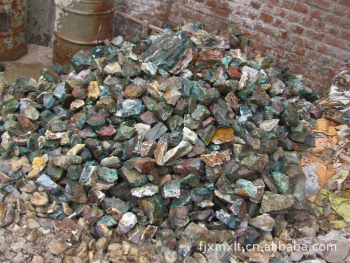 印度七彩玉原料 工藝品制作的璀璨瑰寶